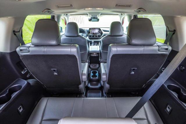 2022 Toyota Highlander Hybrid XLE