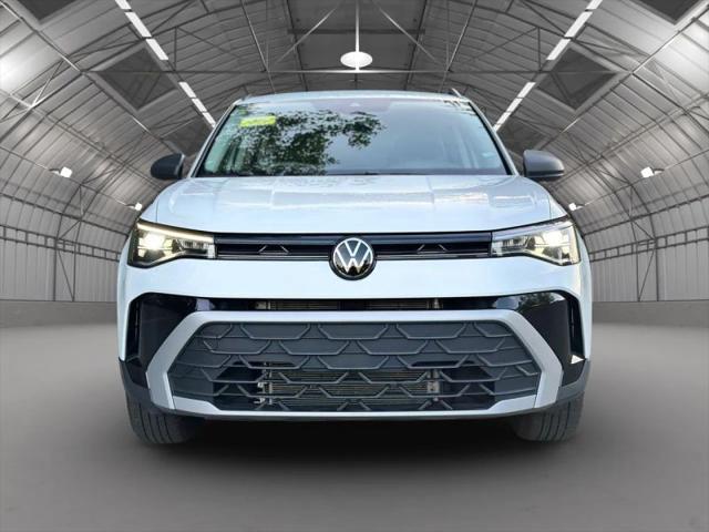 2025 Volkswagen Taos 1.5T S