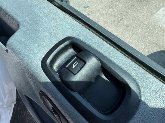 2018 Ford Transit Extended Length w/Sliding Side Door w/LWB