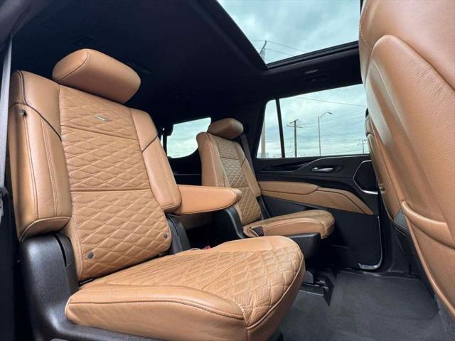 2022 Cadillac Escalade 4WD Sport