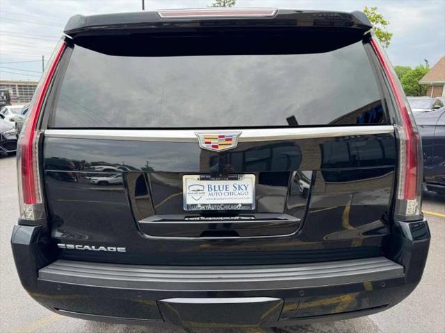 2018 Cadillac Escalade Luxury