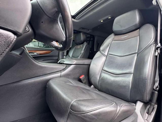 2018 Cadillac Escalade Luxury