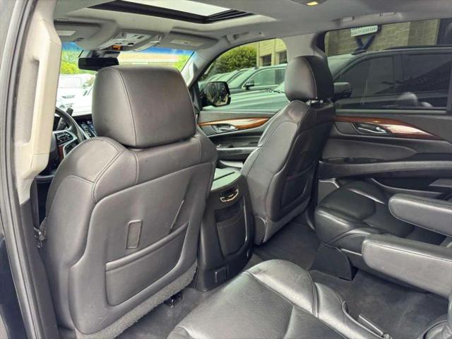2018 Cadillac Escalade Luxury