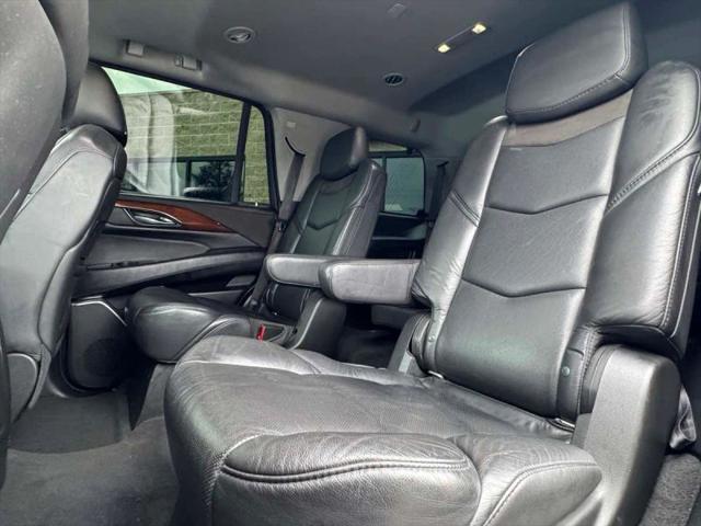 2018 Cadillac Escalade Luxury