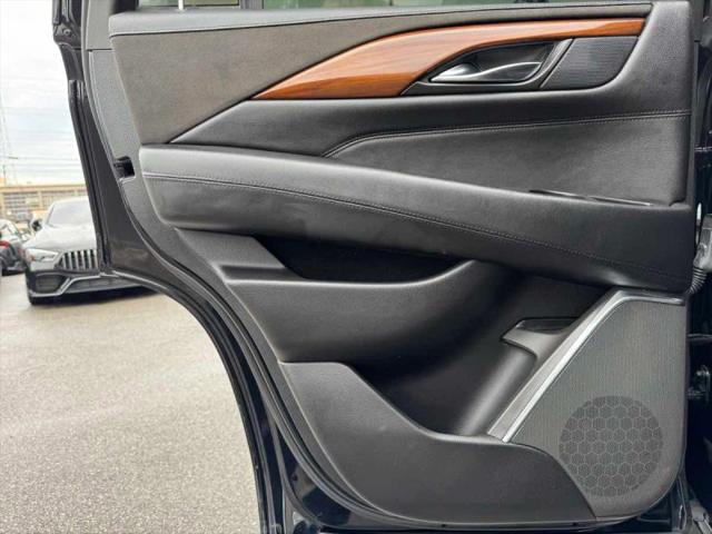 2018 Cadillac Escalade Luxury