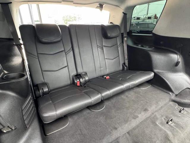 2018 Cadillac Escalade Luxury