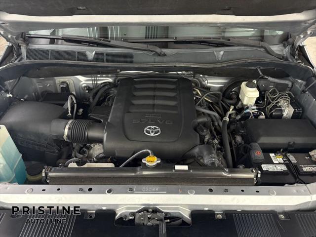 2016 Toyota Tundra SR5 5.7L V8
