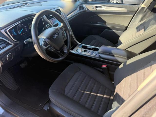 2020 Ford Fusion Hybrid SE