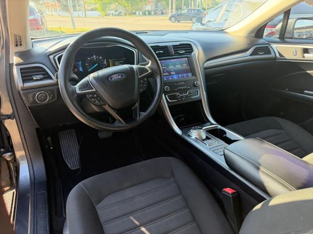 2020 Ford Fusion Hybrid SE