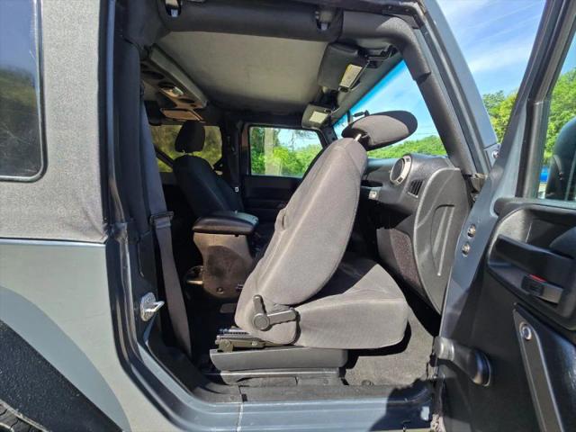 2017 Jeep Wrangler Willys Wheeler