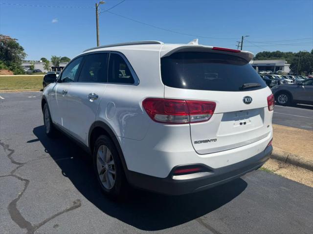 2017 Kia Sorento 2.4L LX