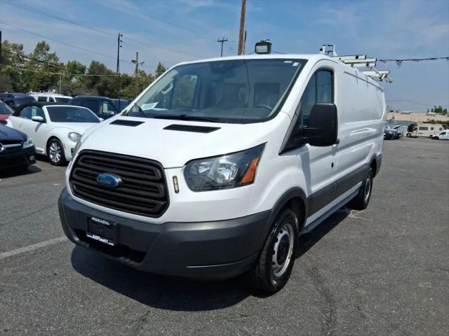 2016 Ford Transit w/60/40 Side Door w/RWB