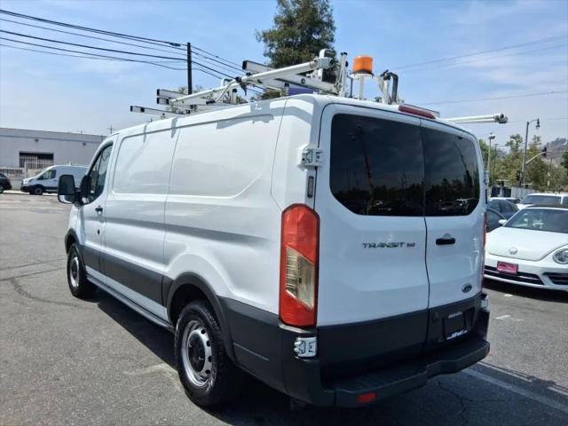 2016 Ford Transit w/60/40 Side Door w/RWB