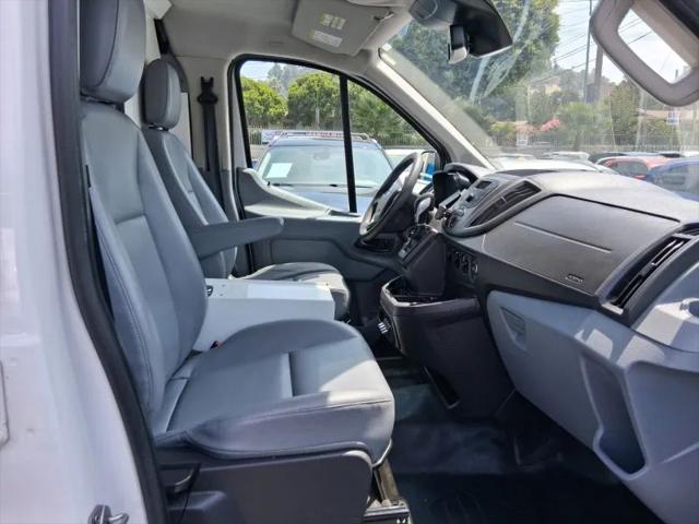 2016 Ford Transit w/60/40 Side Door w/RWB
