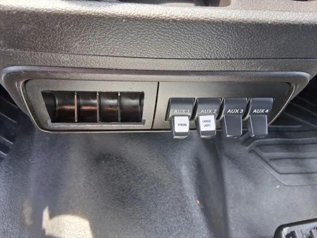 2016 Ford Transit w/60/40 Side Door w/RWB