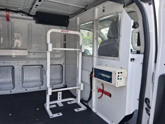 2016 Ford Transit w/60/40 Side Door w/RWB