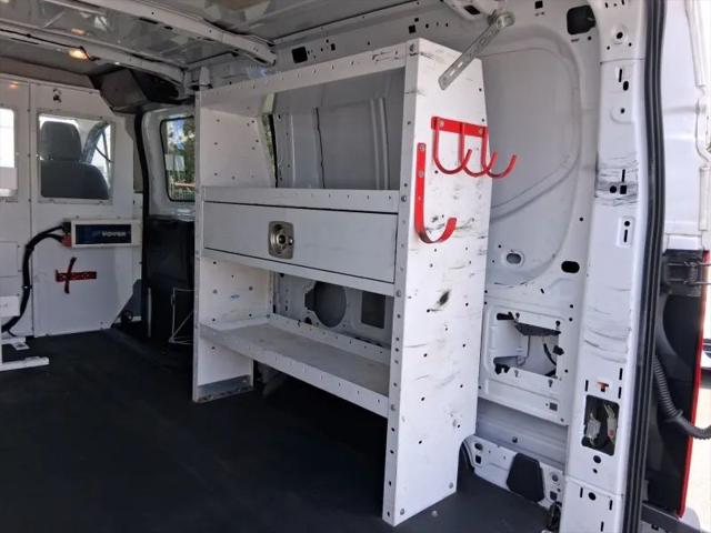 2016 Ford Transit w/60/40 Side Door w/RWB