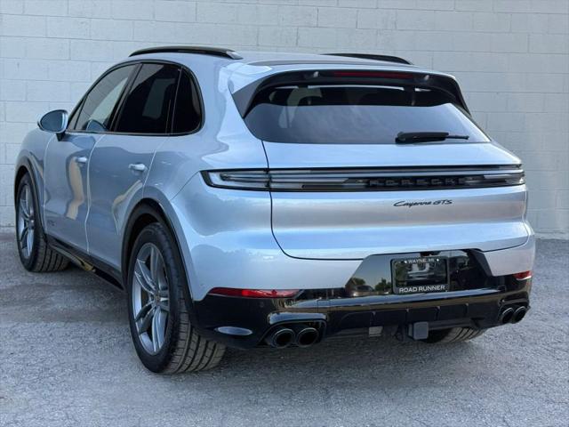 2025 Porsche Cayenne GTS
