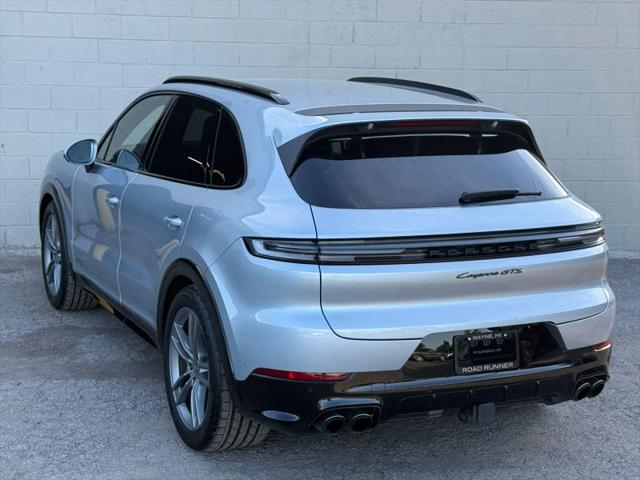 2025 Porsche Cayenne GTS