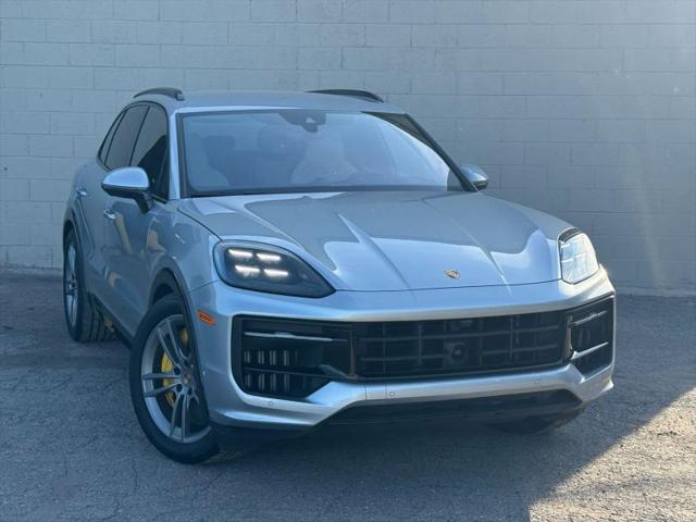 2025 Porsche Cayenne GTS