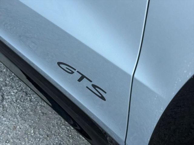 2025 Porsche Cayenne GTS