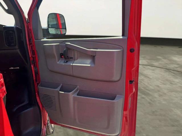 2017 Chevrolet Express Work Van
