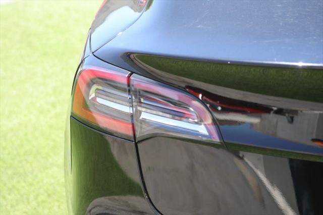 2019 Tesla Model 3 Mid Range