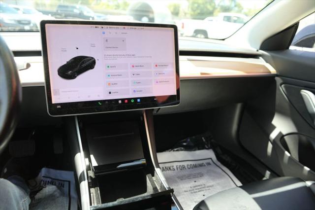 2019 Tesla Model 3 Mid Range
