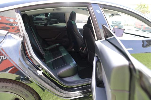 2019 Tesla Model 3 Mid Range
