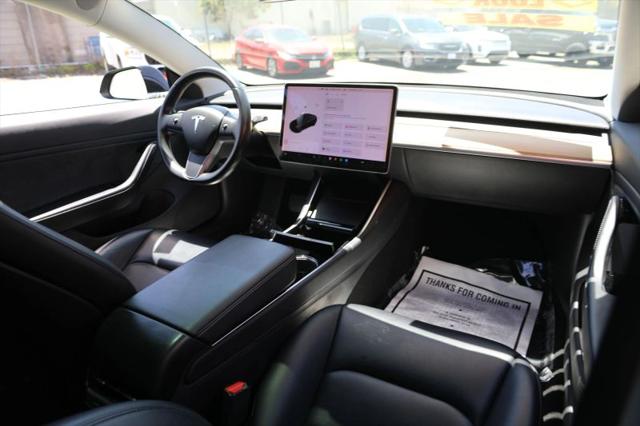 2019 Tesla Model 3 Mid Range