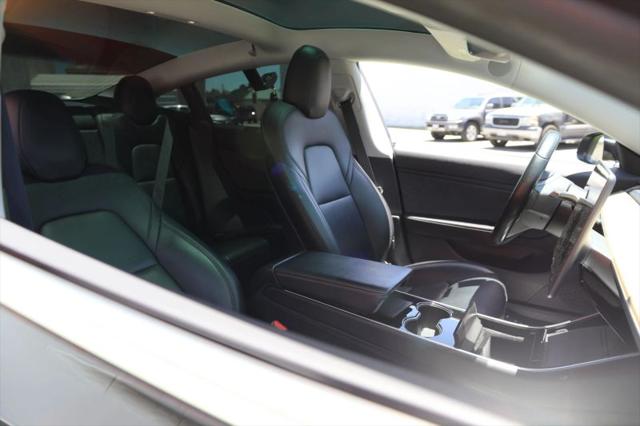 2019 Tesla Model 3 Mid Range