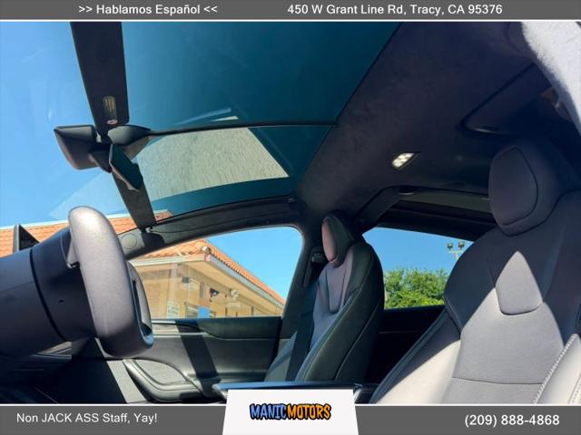2023 Tesla Model X Standard Range