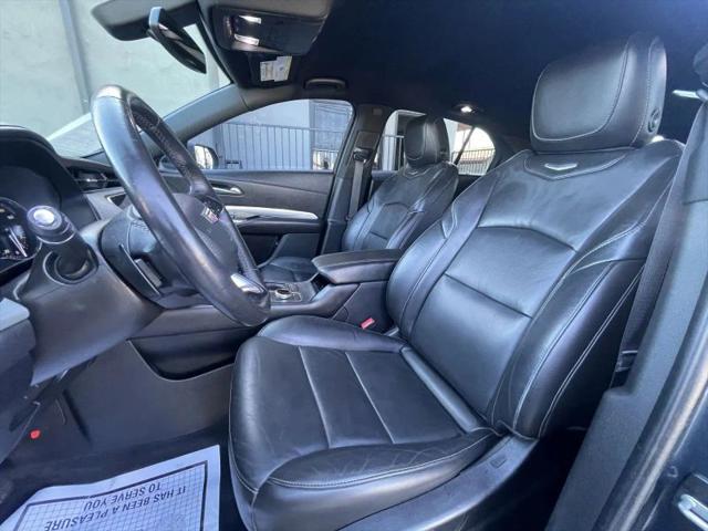 2019 Cadillac XT4 Premium Luxury
