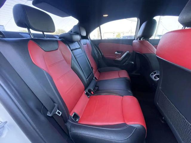 2020 Mercedes-Benz A 220 4MATIC