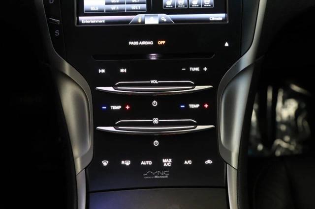 2014 Lincoln MKZ Base