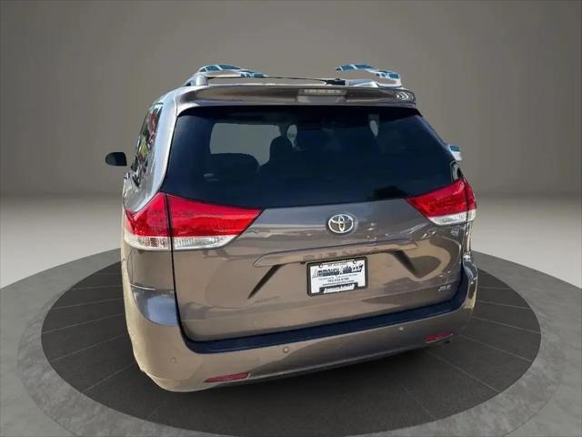 2011 Toyota Sienna XLE V6