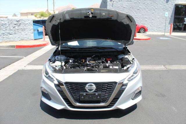 2021 Nissan Altima SR FWD