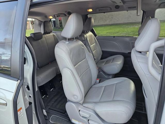 2018 Toyota Sienna XLE Premium 8 Passenger