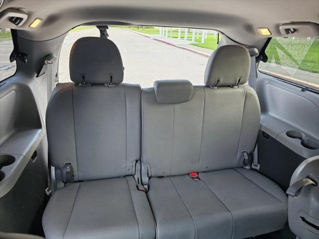 2018 Toyota Sienna XLE Premium 8 Passenger