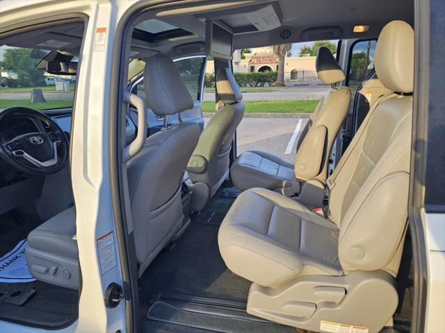 2018 Toyota Sienna XLE Premium 8 Passenger