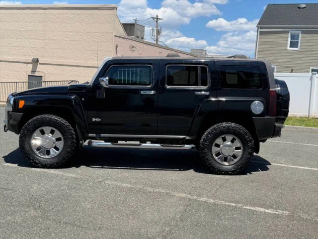 2007 HUMMER H3 Base