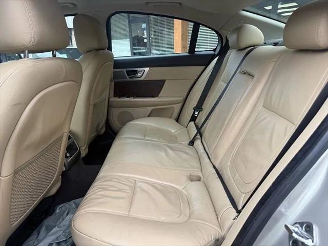 2013 Jaguar XF V6 SC