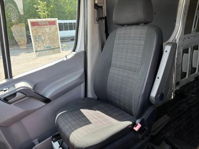 2014 Freightliner Sprinter High  Roof
