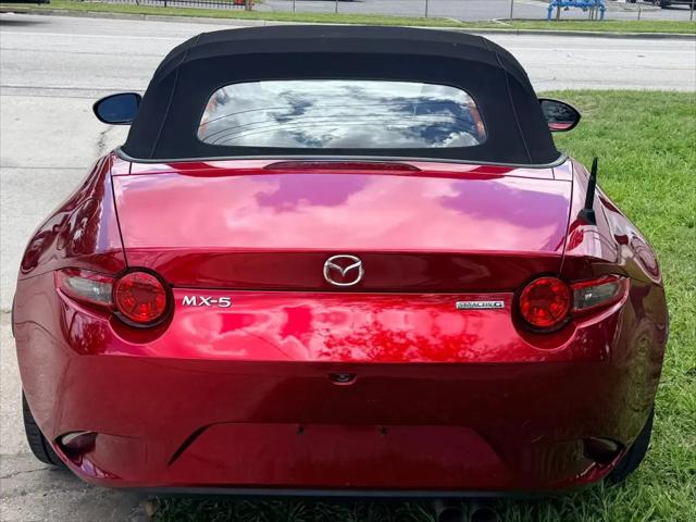 2020 Mazda MX-5 Sport