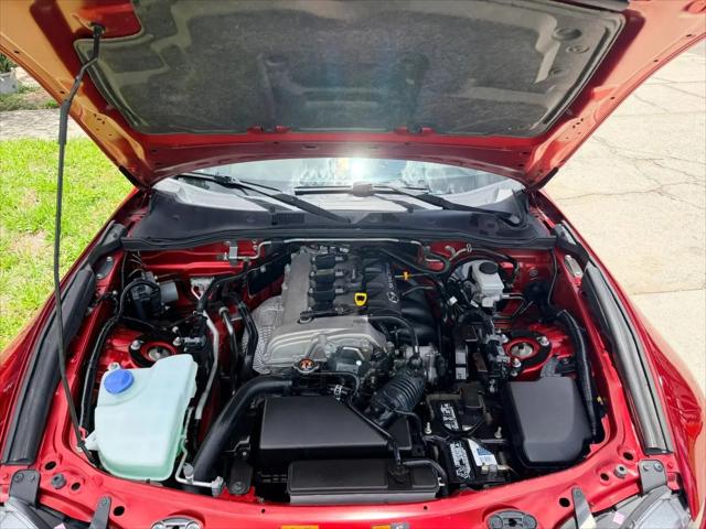 2020 Mazda MX-5 Sport