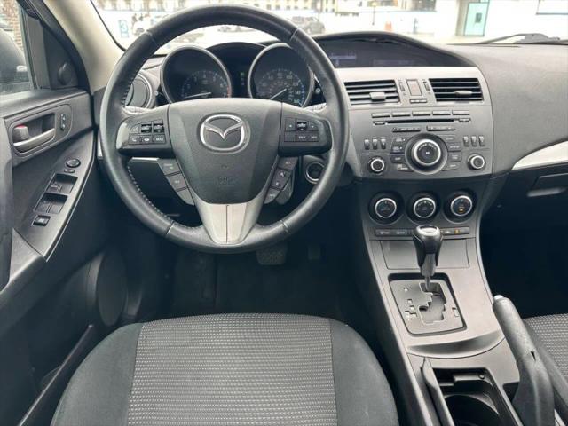 2013 Mazda Mazda3 i Touring