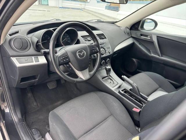 2013 Mazda Mazda3 i Touring