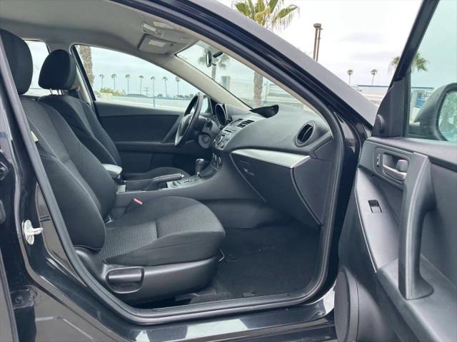 2013 Mazda Mazda3 i Touring