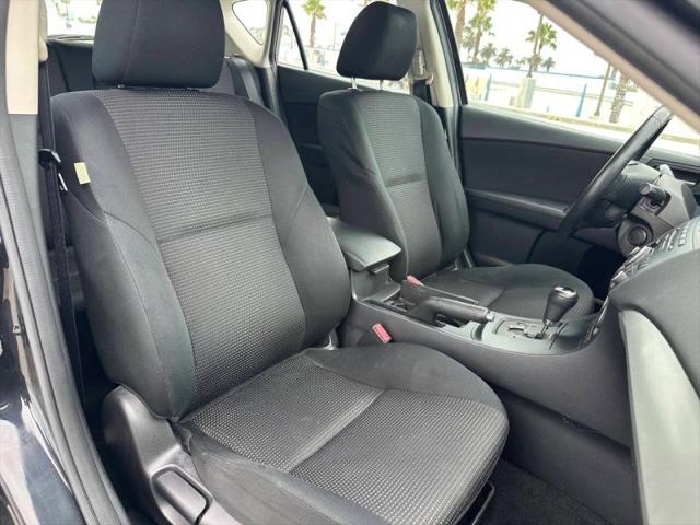 2013 Mazda Mazda3 i Touring