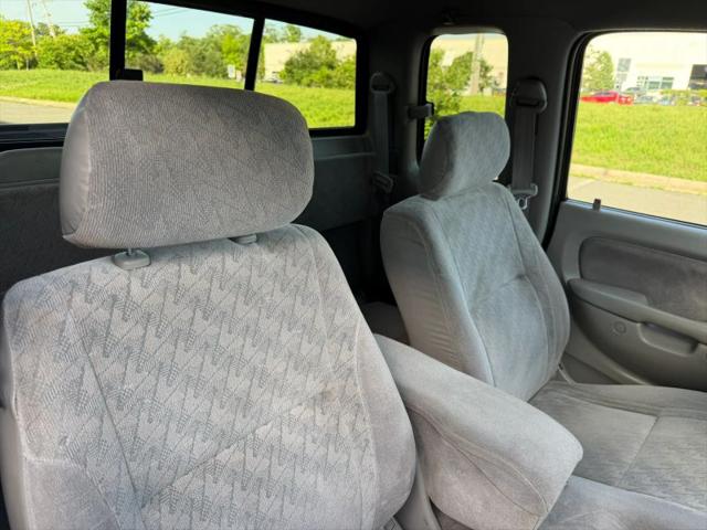 2003 Toyota Tacoma Base